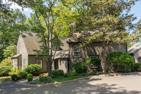 Condo For Sale - 34 Long Hill Farm Road<br/> Guilford, CT 06437