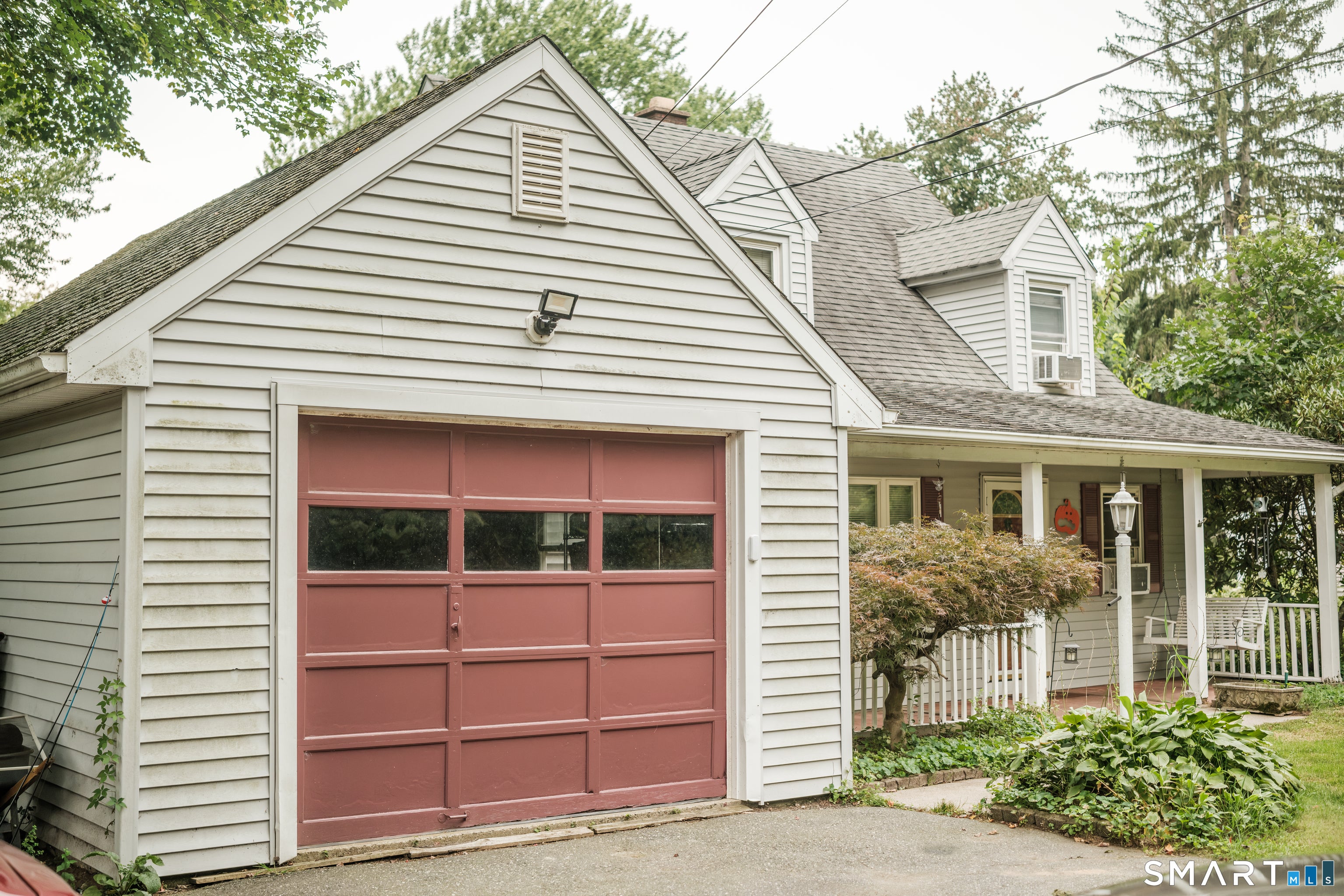 246 East Waterbury Road