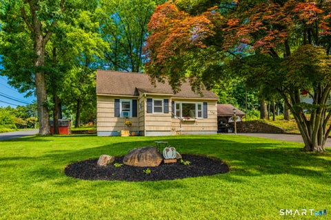Homes For Sale - 109 Fairfield Street<br/> Bristol, CT 06010