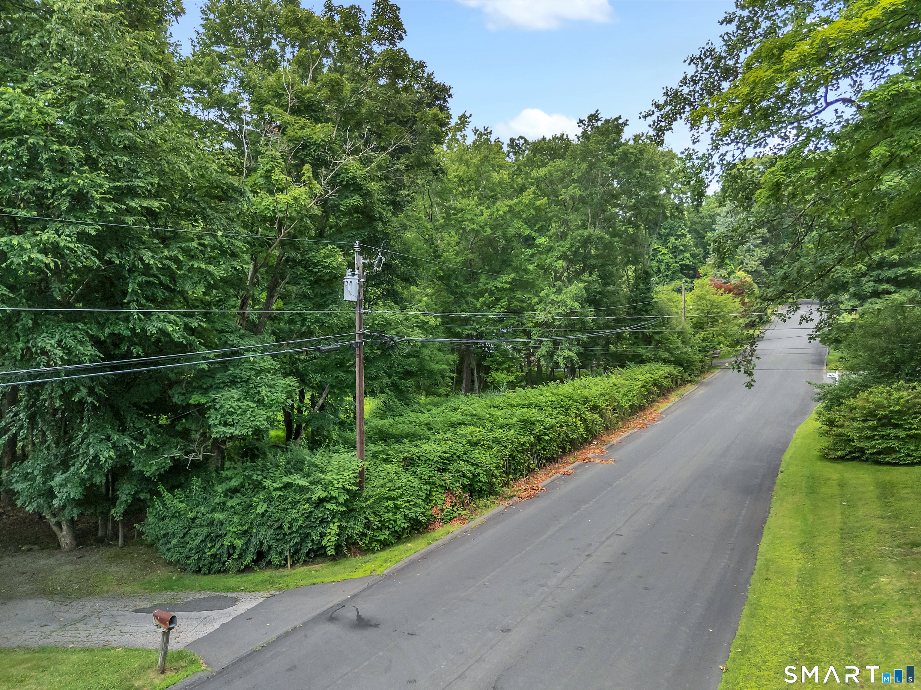 14 West Woodland Drive