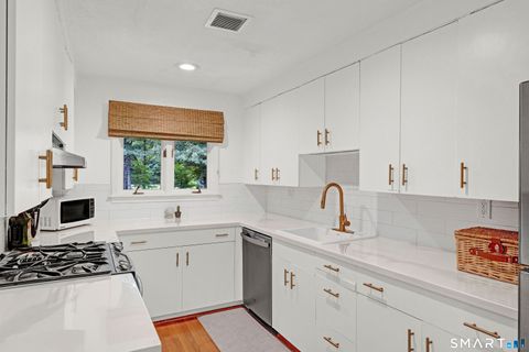 Tiny photo for 26 Burnwood Drive, Bloomfield, CT 06002 (MLS # 24155234)