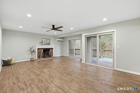 Tiny photo for 42 Library Lane #42, Simsbury, CT 06070 (MLS # 24160322)