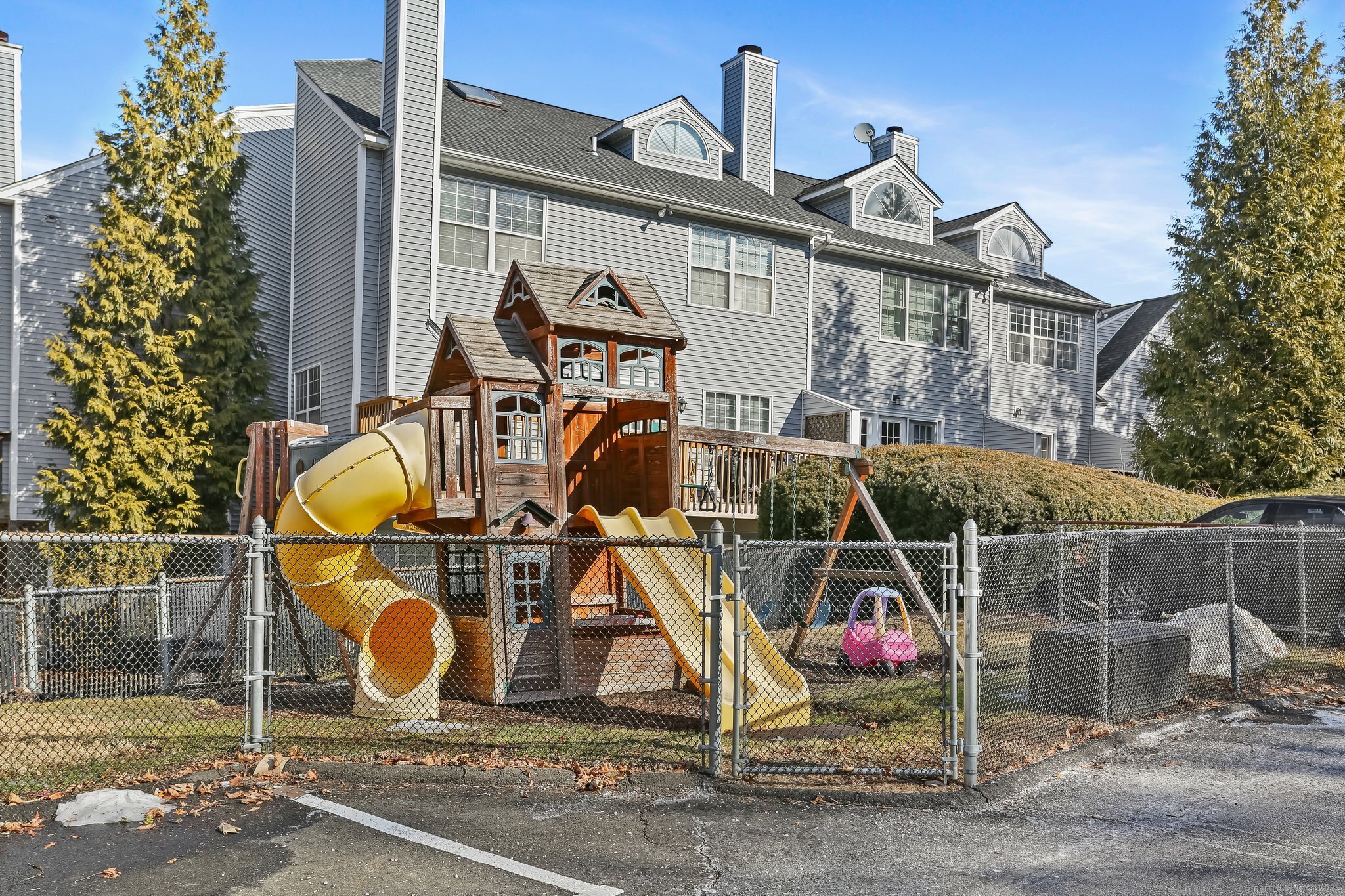 100 Hope Street #APT 16, Stamford, Connecticut image 28