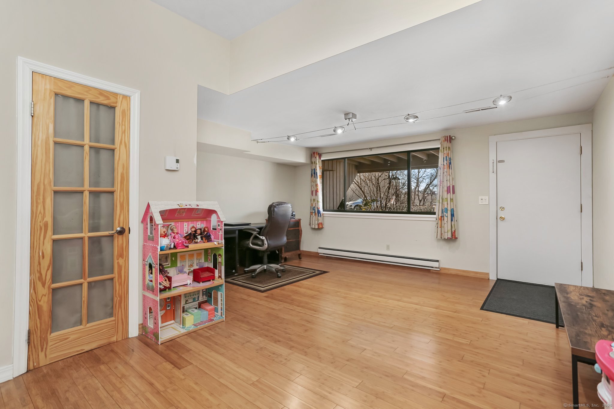 100 Hope Street #APT 16, Stamford, Connecticut image 19