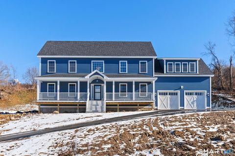 1 Quinns Way East Hampton CT 06424