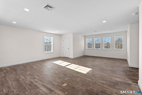 Tiny photo for 1 Quinns Way, East Hampton, CT 06424 (MLS # 24145365)