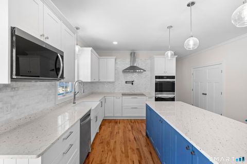 Tiny photo for 1 Quinns Way, East Hampton, CT 06424 (MLS # 24145365)