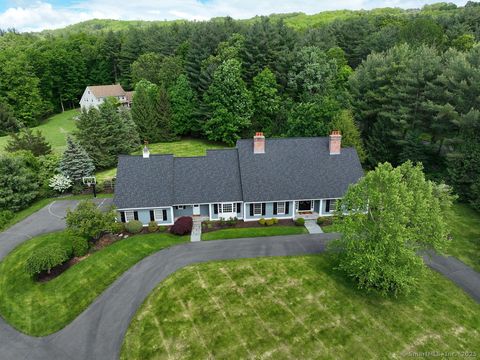 Tiny photo for 16 Oak Bluff, Avon, CT 06001 (MLS # 24123292)