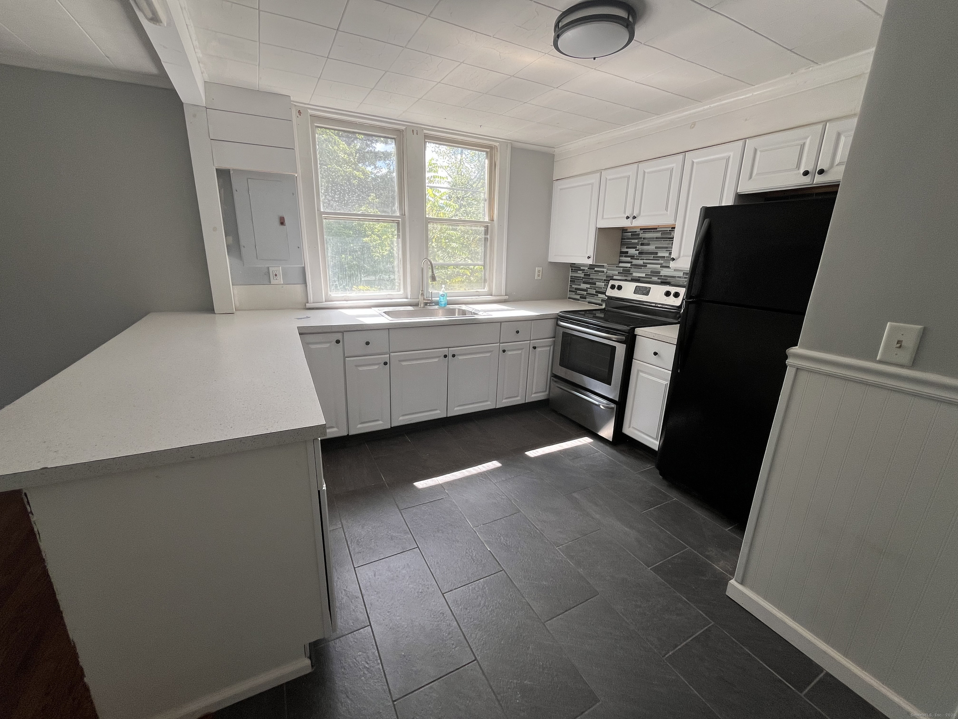 486 Mohegan Avenue Parkway