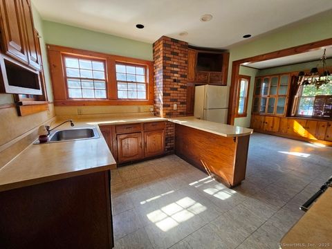 Tiny photo for 5 Lindsley Place, Stratford, CT 06615 (MLS # 24132725)