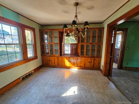 Tiny photo for 5 Lindsley Place, Stratford, CT 06615 (MLS # 24132725)