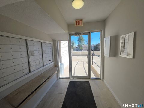 Tiny photo for 163 South Street #85, Danbury, CT 06810 (MLS # 24160730)