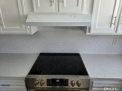 Tiny photo for 27 Crows Nest Lane #8F, Danbury, CT 06810 (MLS # 24156687)