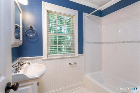 Tiny photo for 18 Osee Place, Greenwich, CT 06807 (MLS # 24195991)