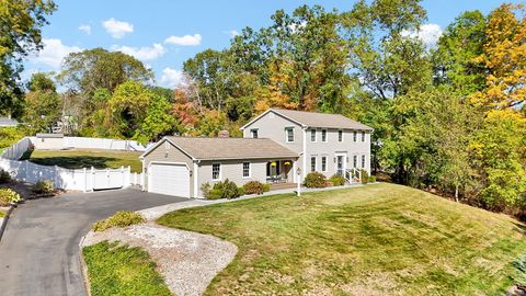 18 Oakdale Circle Wallingford CT 06492