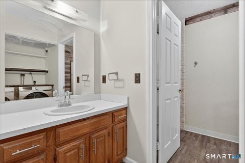 Tiny photo for 108 Sunrise Circle #108, Newington, CT 06111 (MLS # 24175458)