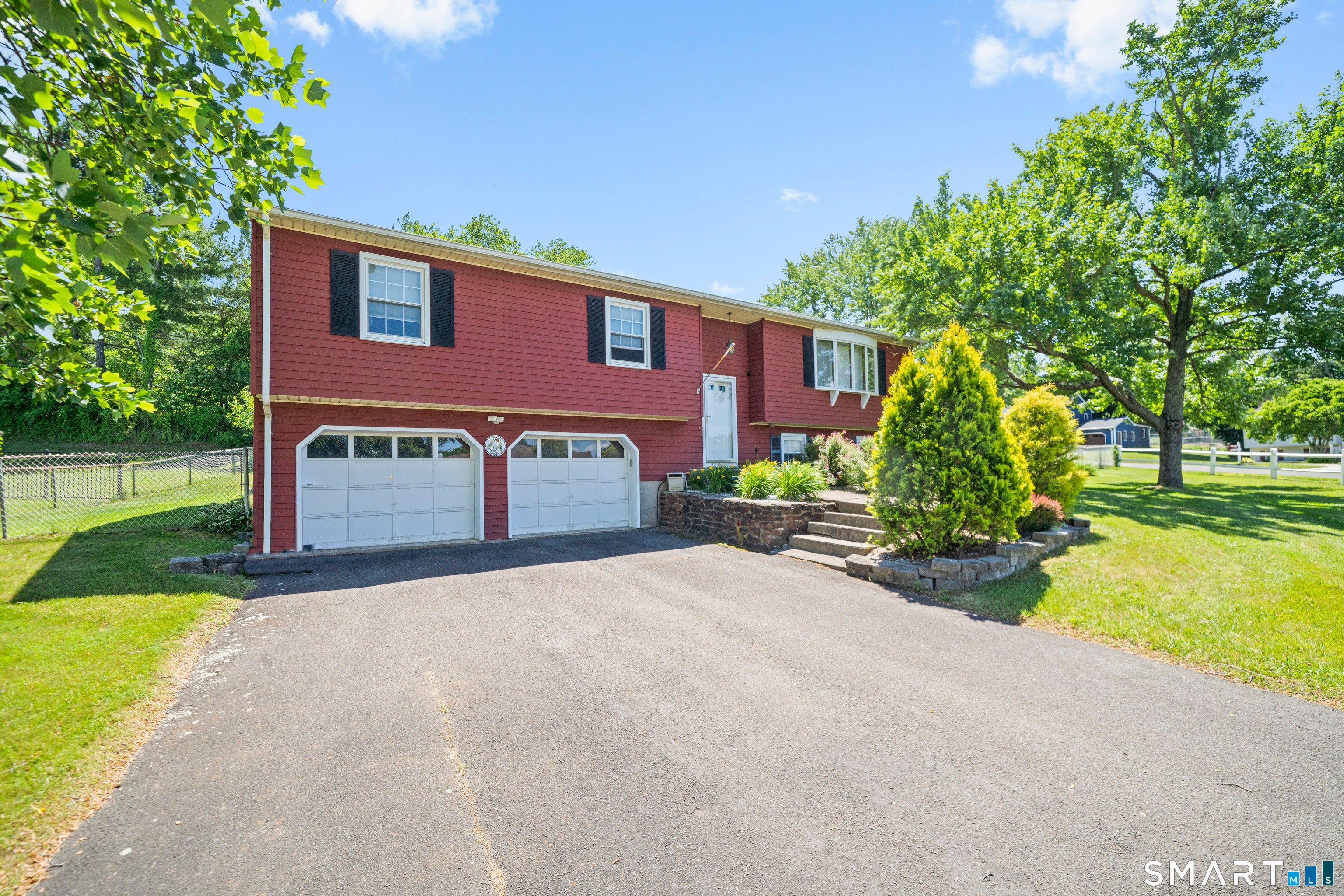 55 Hacienda Circle