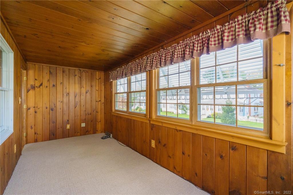 West Hartford, Connecticut 06119, United States, 2 Bedrooms Bedrooms, ,1 BathroomBathrooms,Residential,Active,167671