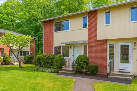 Condo For Sale - 279 Centerbrook Road<br/> Hamden, CT 06518