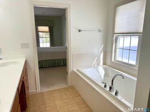 Tiny photo for 117 Country Club Drive #117, Oxford, CT 06478 (MLS # 24151411)