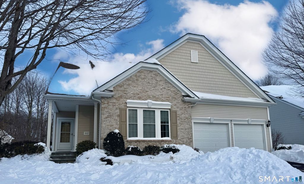 Photo of 117 Country Club Drive #117, Oxford, CT 06478 (MLS # 24151411)