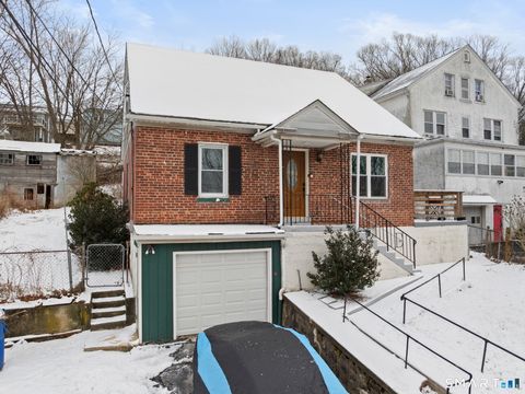 Tiny photo for 590 N Walnut Street, Waterbury, CT 06704 (MLS # 24145135)
