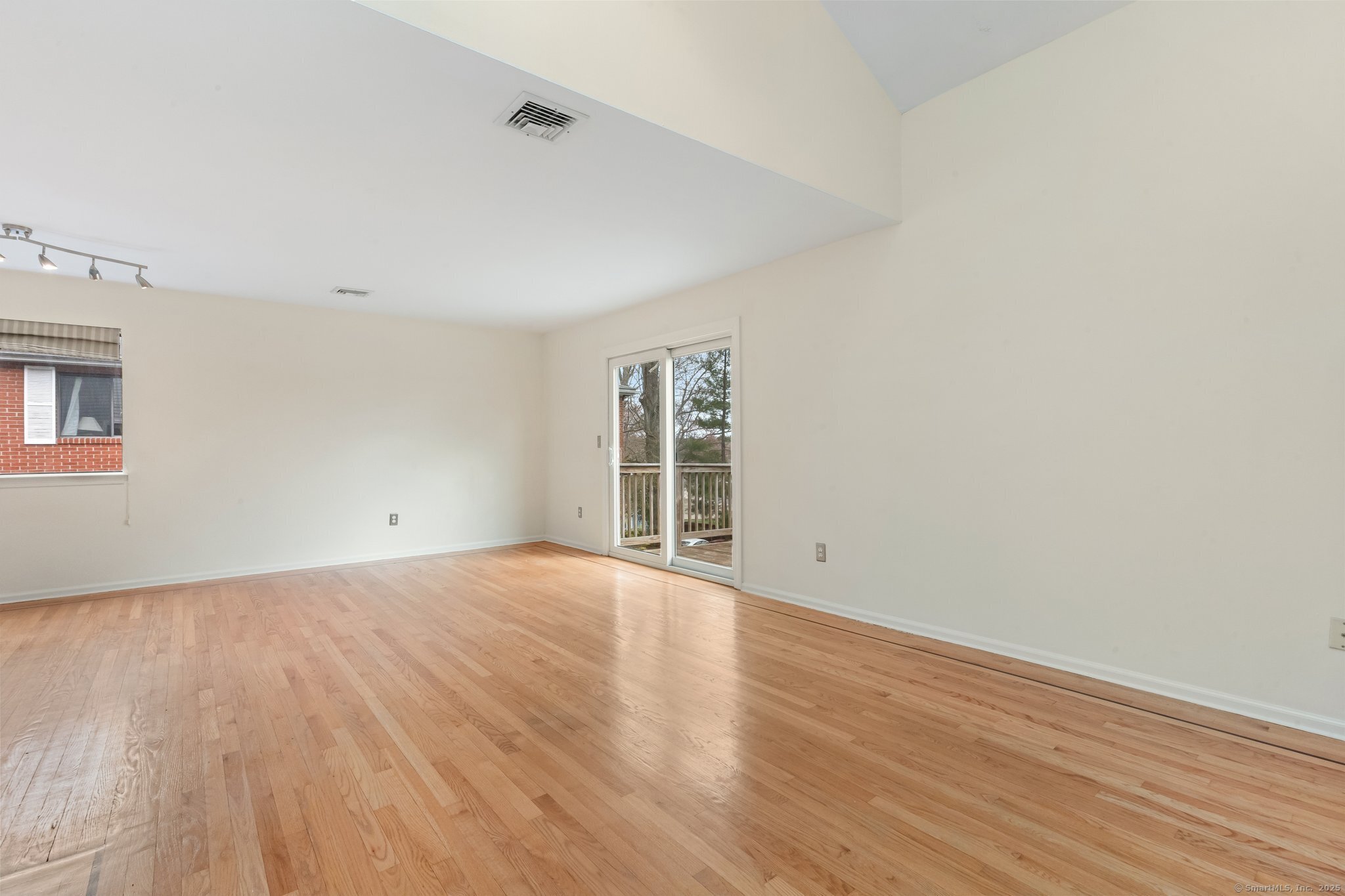 158 Seaside Avenue #APT B, Stamford, Connecticut image 11