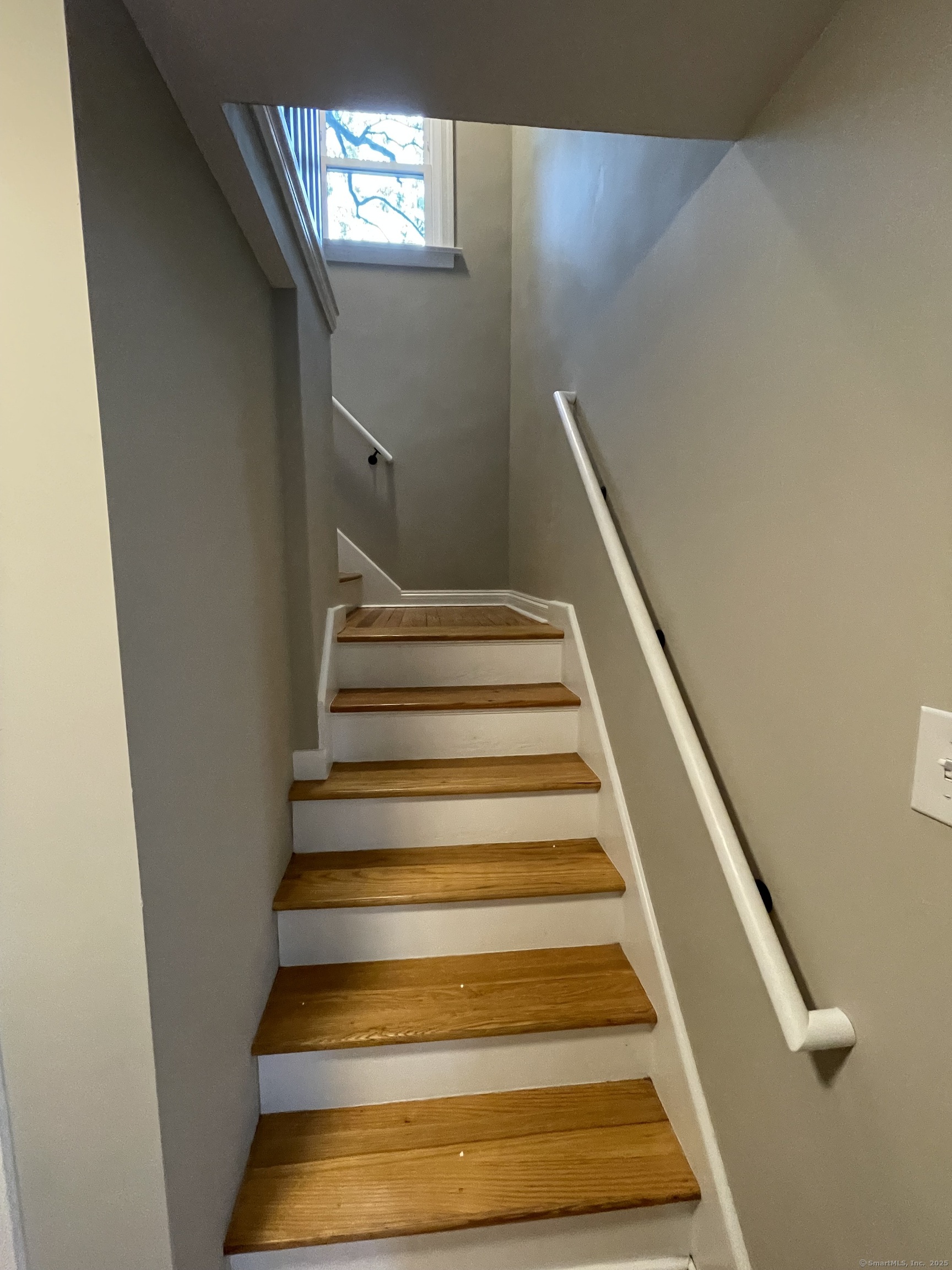 19 Kulas Terrace, Seymour, Connecticut image 17