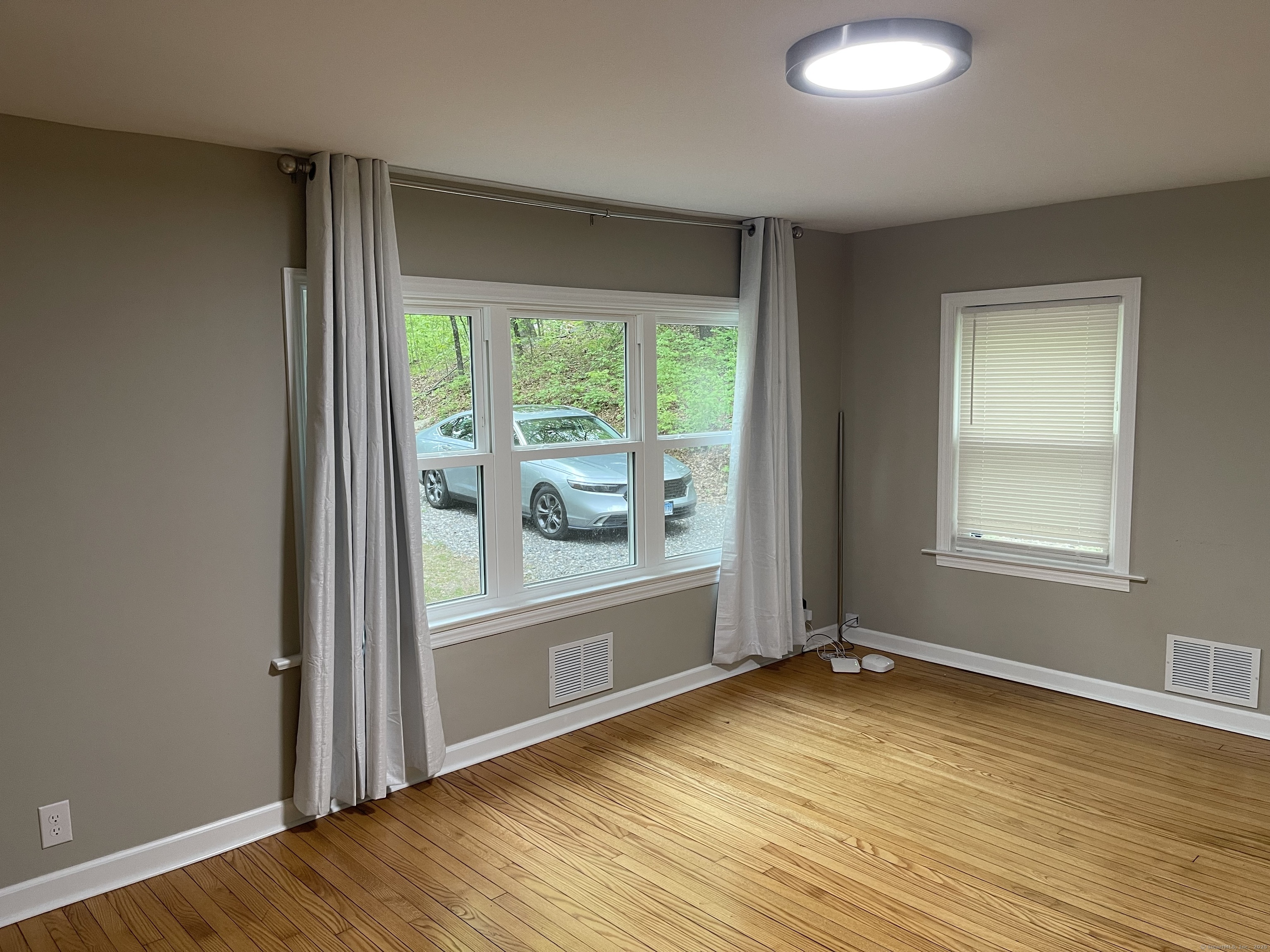 19 Kulas Terrace, Seymour, Connecticut image 8