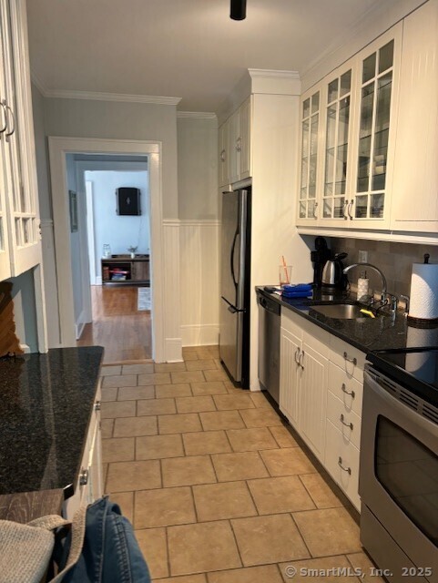 40 Robin Road #APT 305, West Hartford, Connecticut image 6