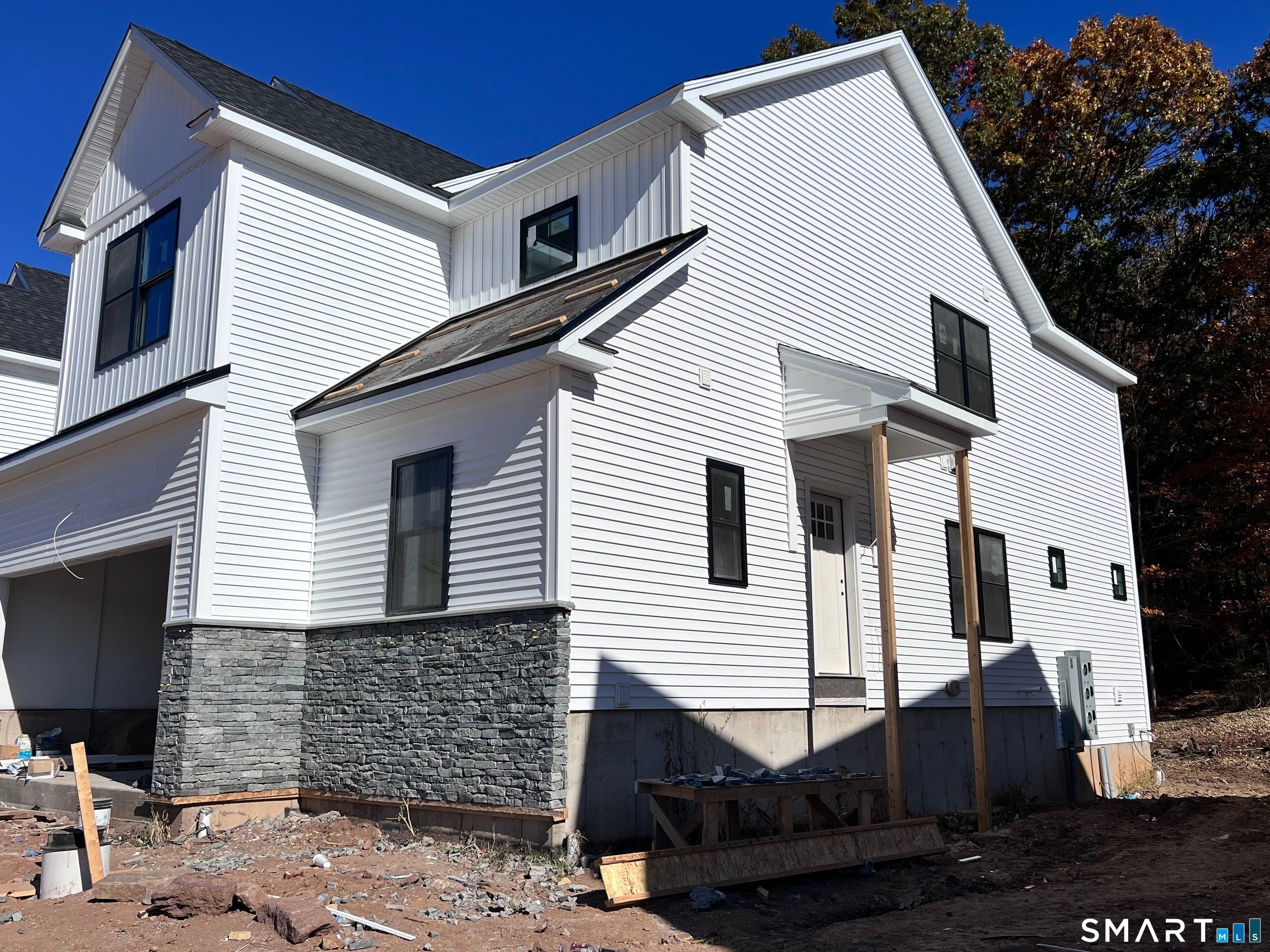 26 Village Circle 26