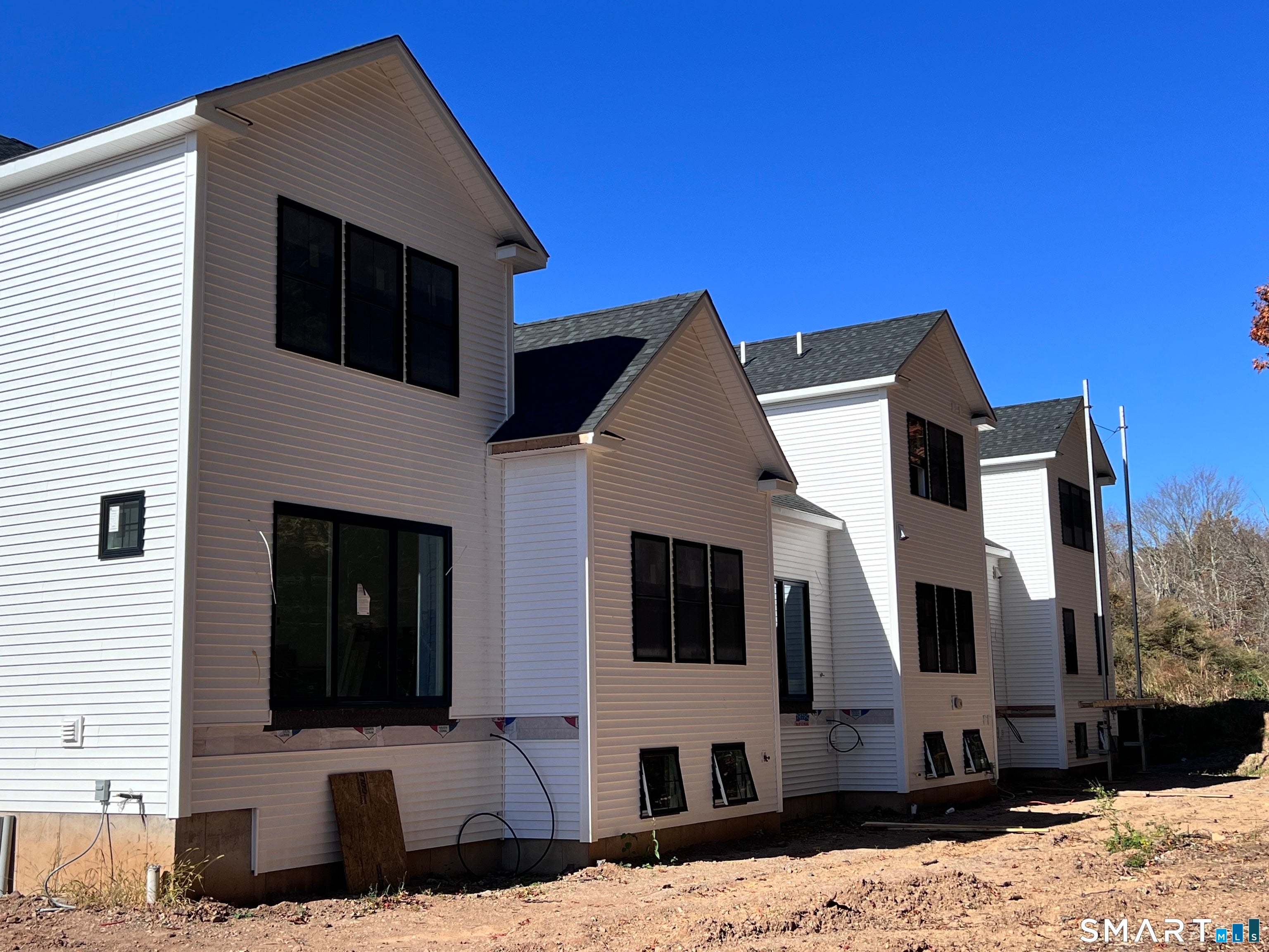 26 Village Circle 26