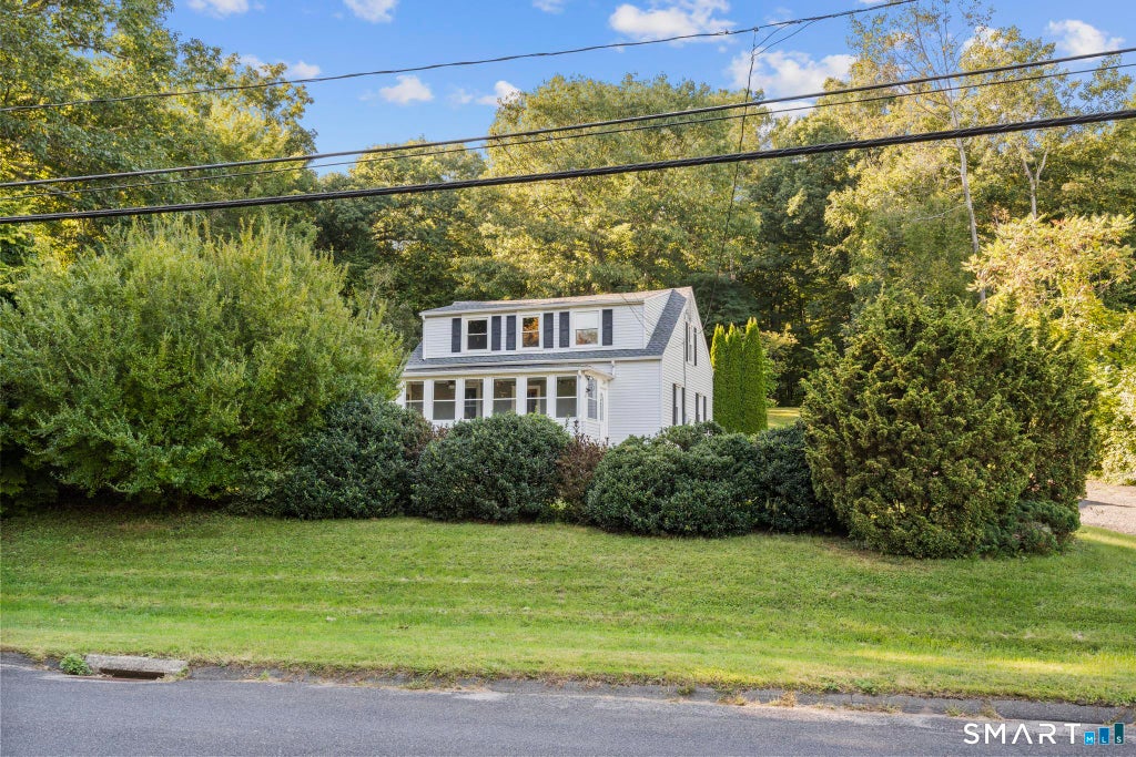 Photo of 368 Hamilton Avenue, Watertown, CT 06795 (MLS # 24199743)