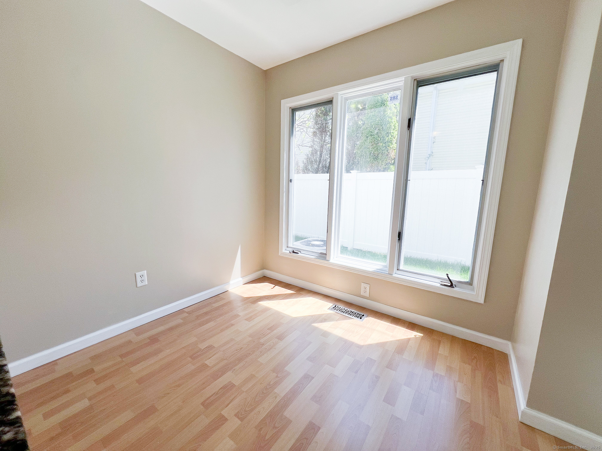 279 New Haven Avenue #APT H, Milford, Connecticut image 8