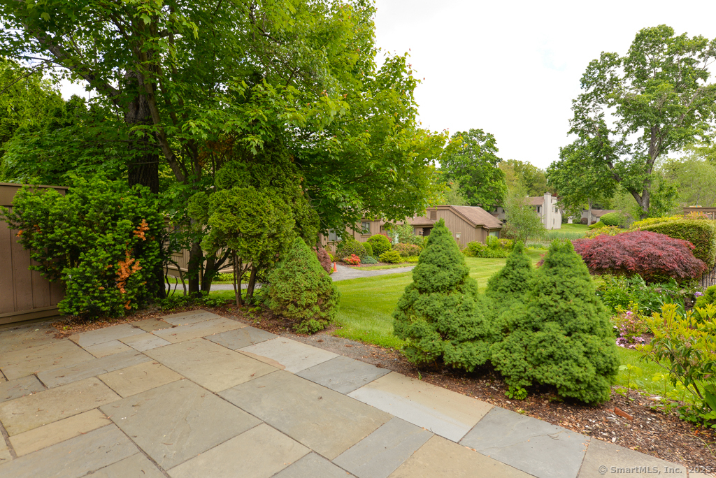 493 Heritage Village B