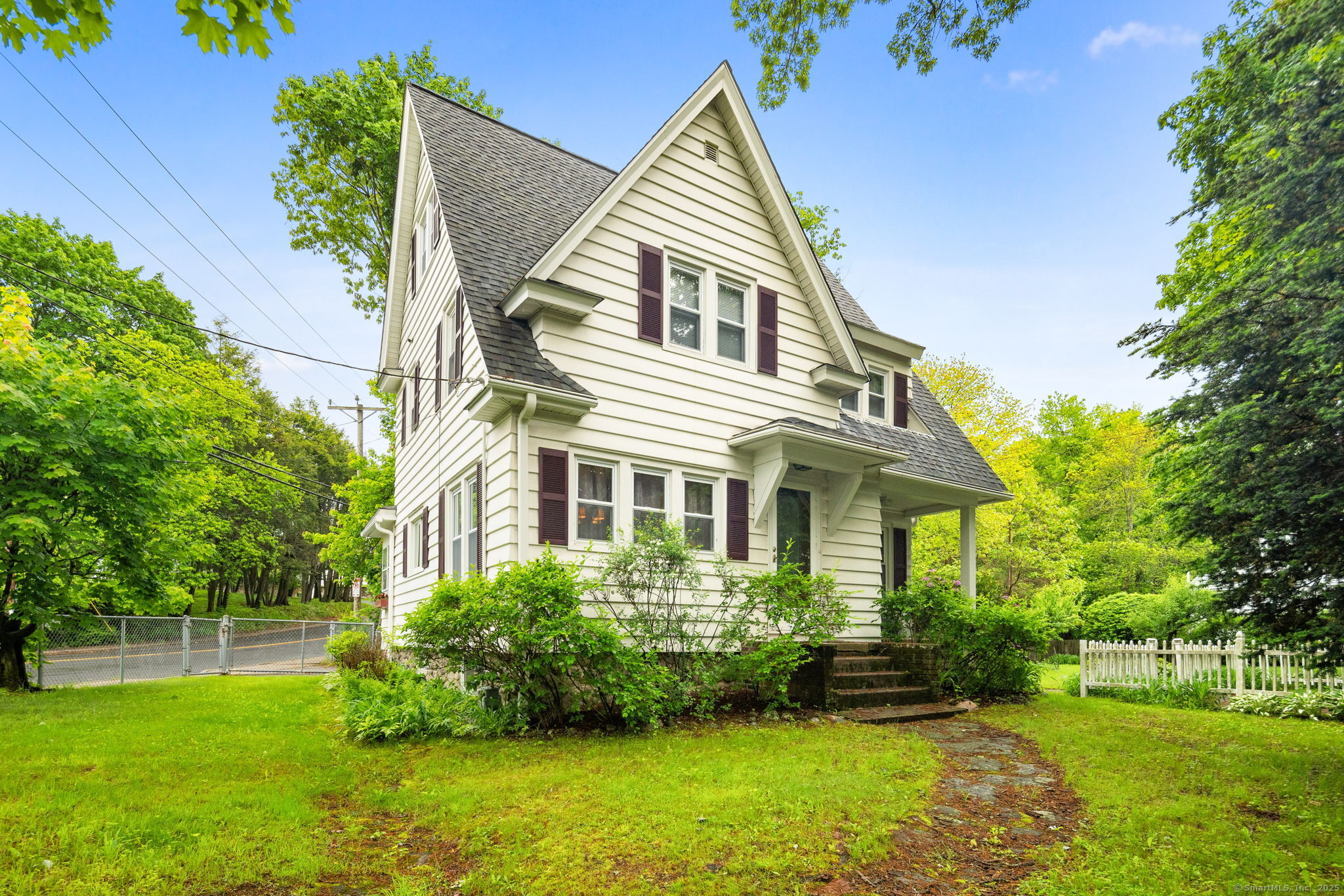 Property for Sale at Houston Street, Waterbury, Connecticut - Bedrooms: 4 
Bathrooms: 2 
Rooms: 8  - $299,900