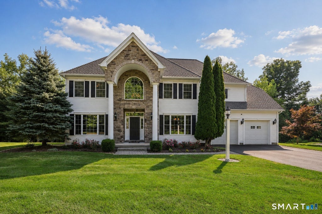 Photo of 26 Hendrickson Lane, Farmington, CT 06085 (MLS # 24207680)