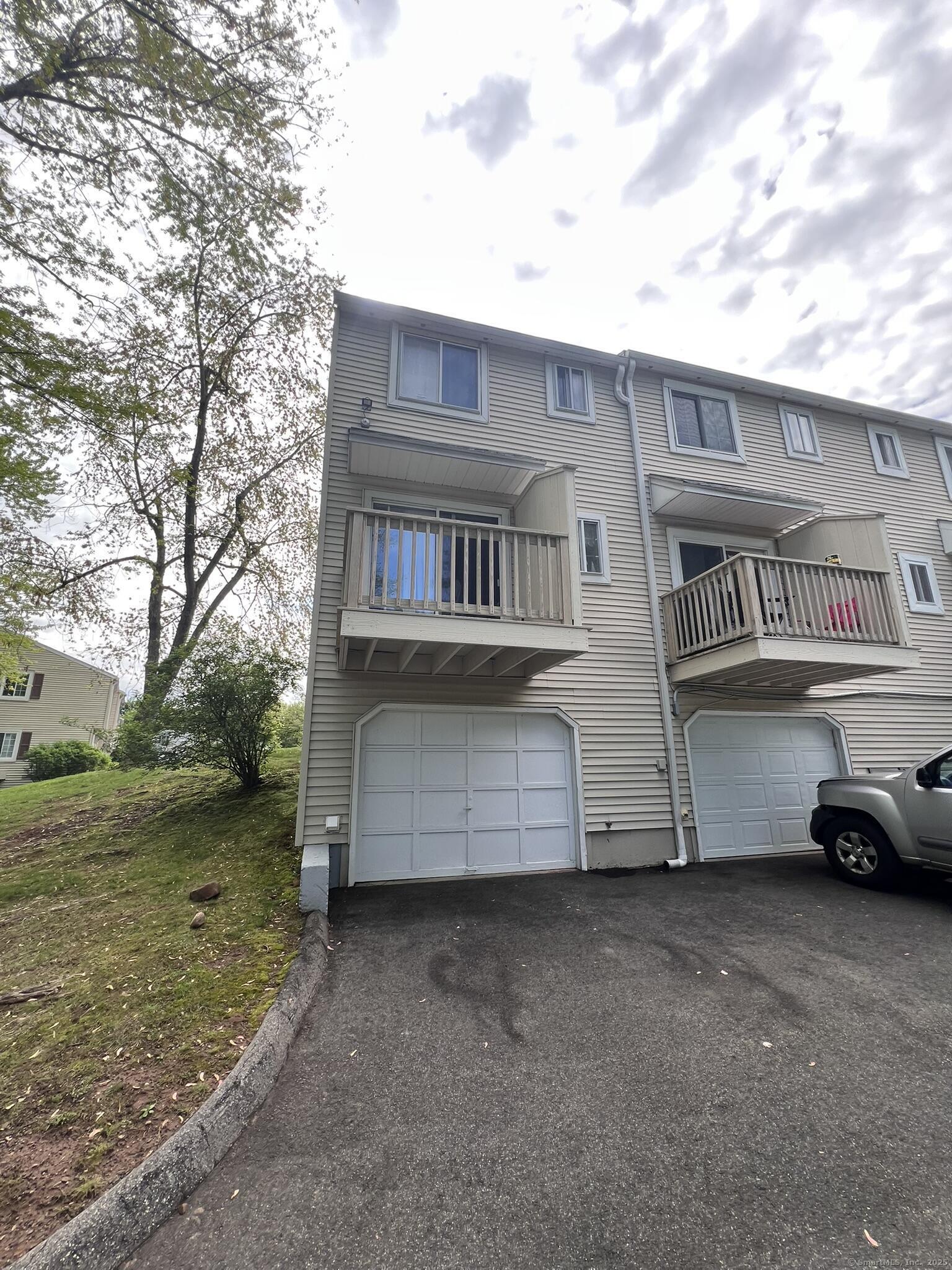 161 Cynthia Lane #APT E8, Middletown, Connecticut image 2