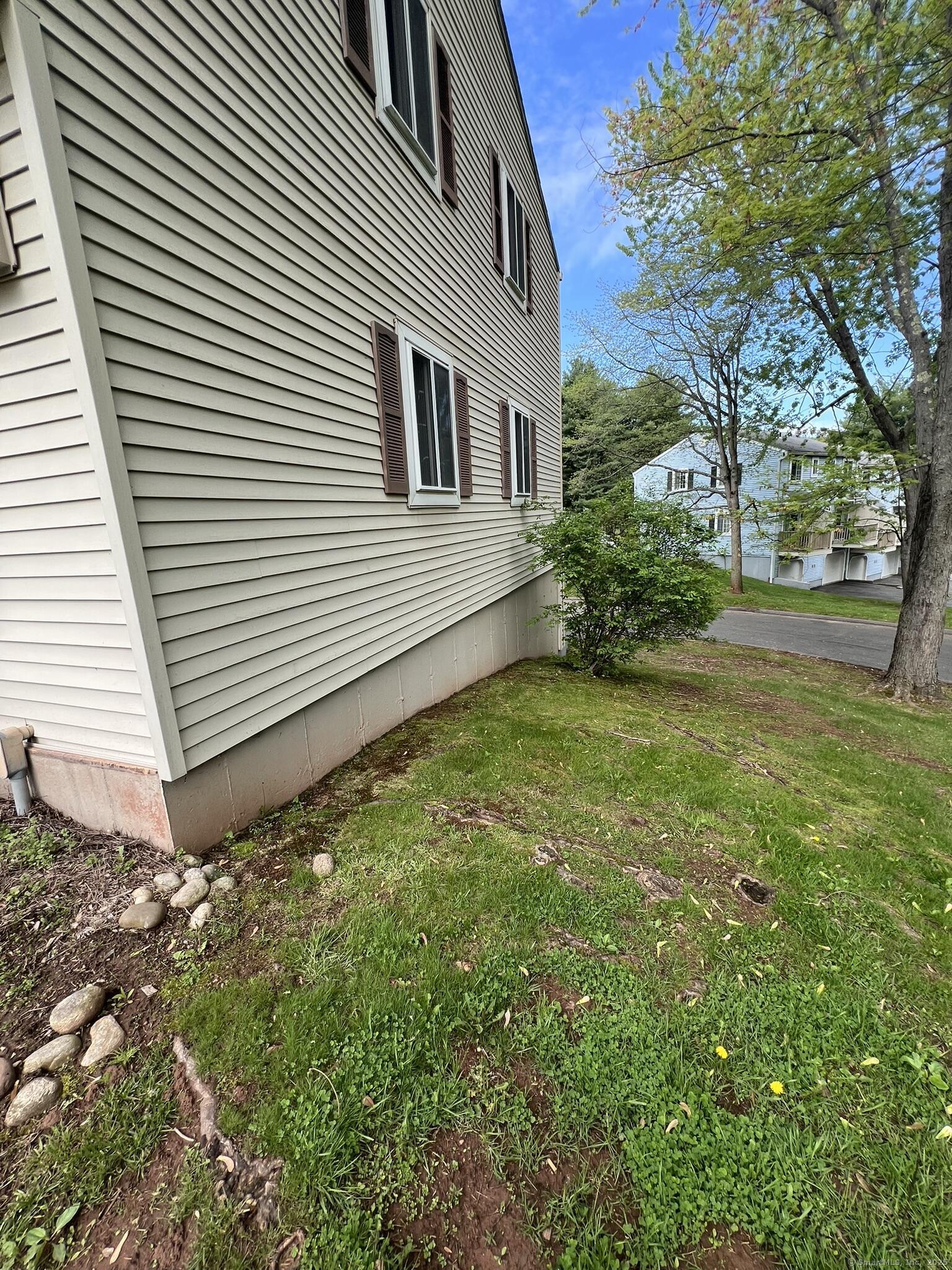 161 Cynthia Lane #APT E8, Middletown, Connecticut image 6