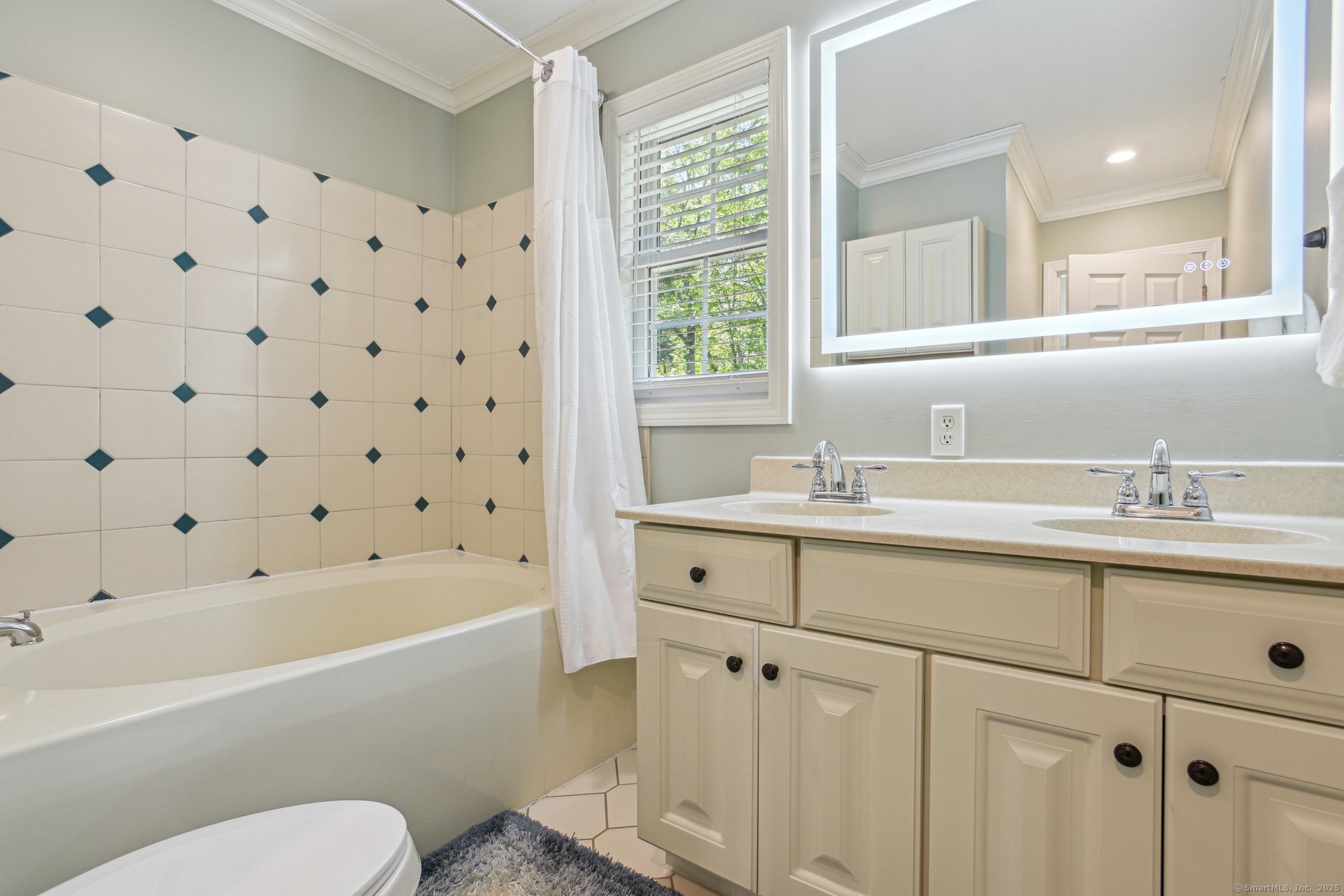 35 Damato Drive, Montville, Connecticut image 20