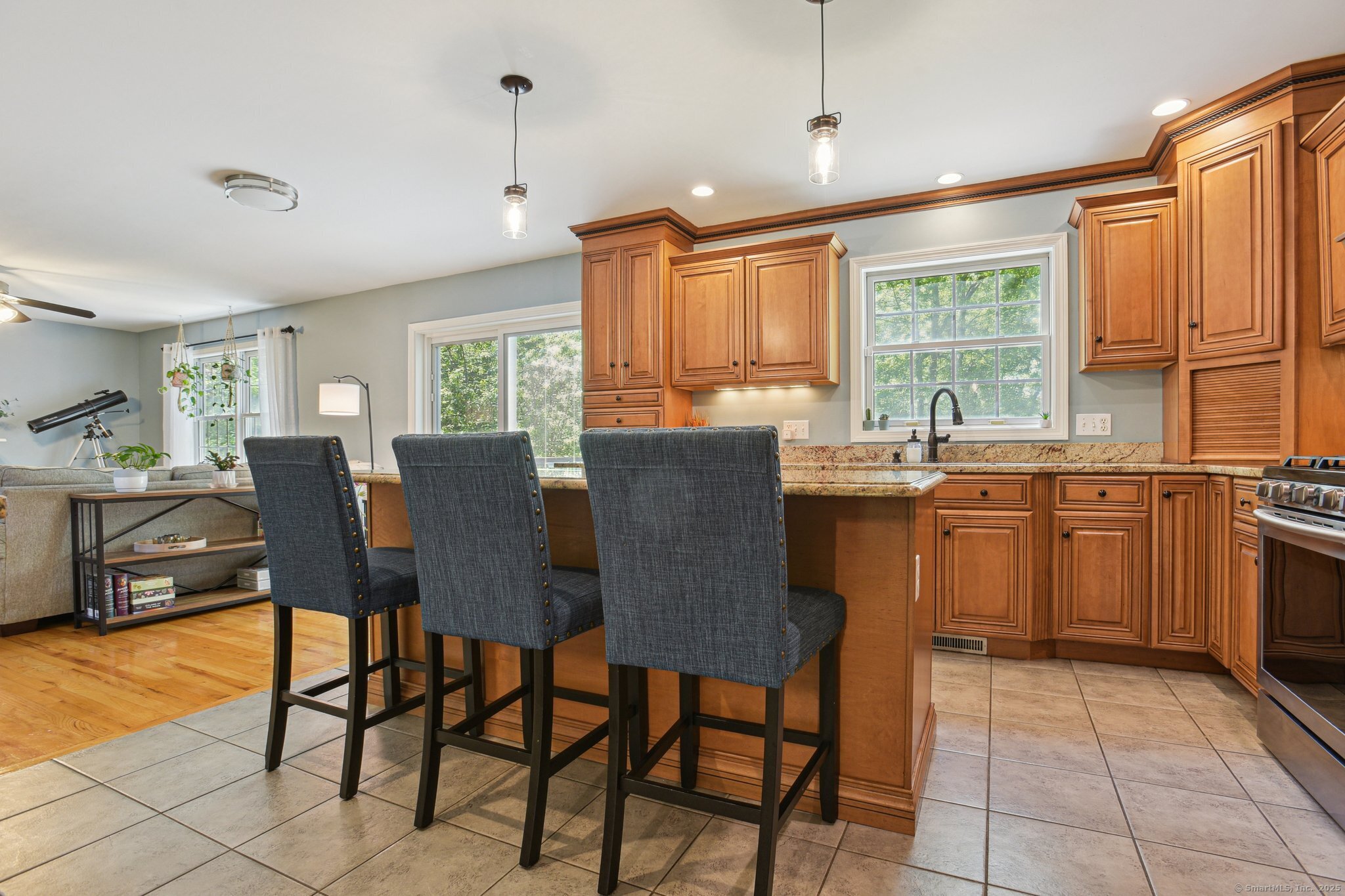 35 Damato Drive, Montville, Connecticut image 5
