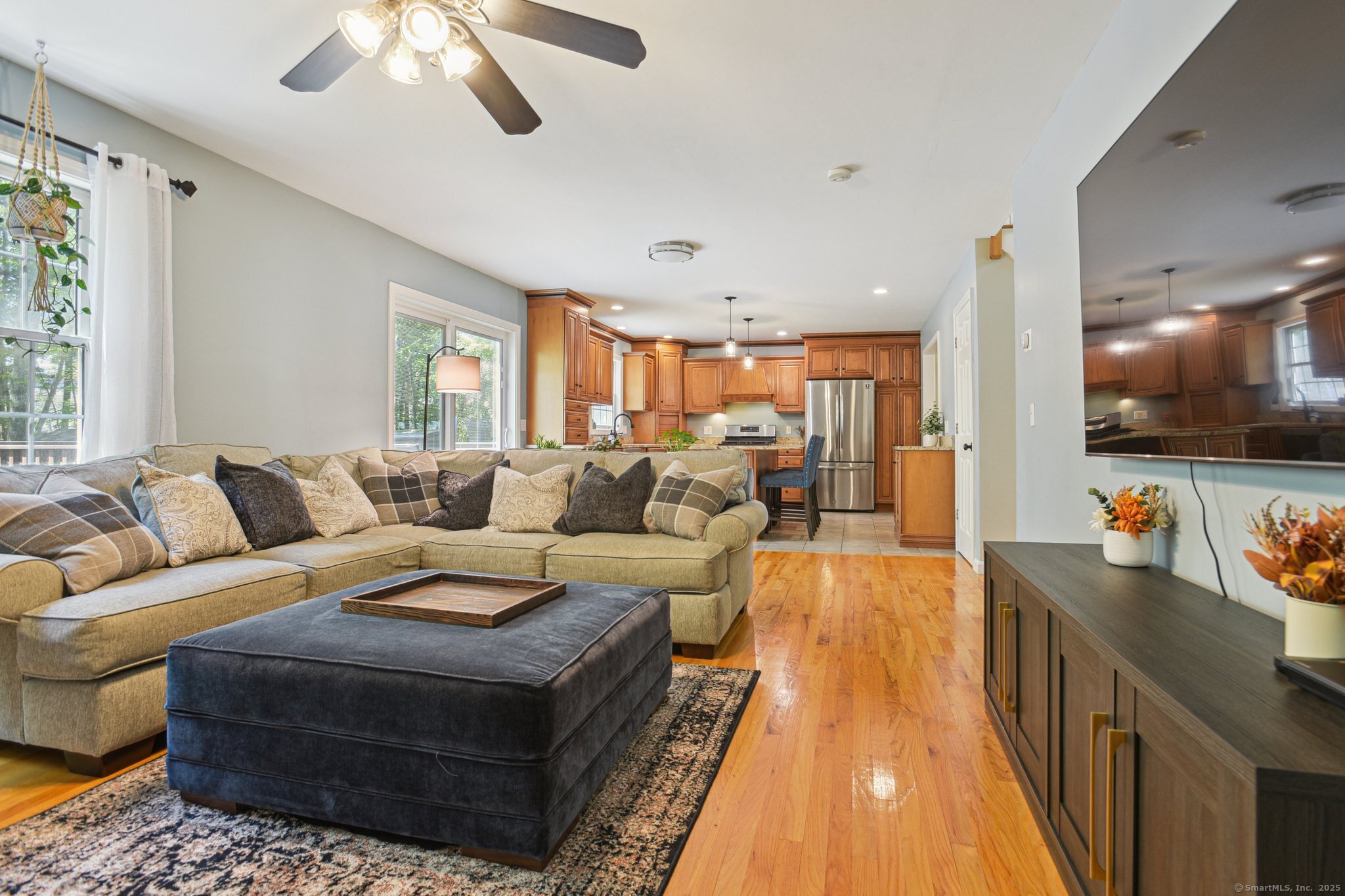 35 Damato Drive, Montville, Connecticut image 10