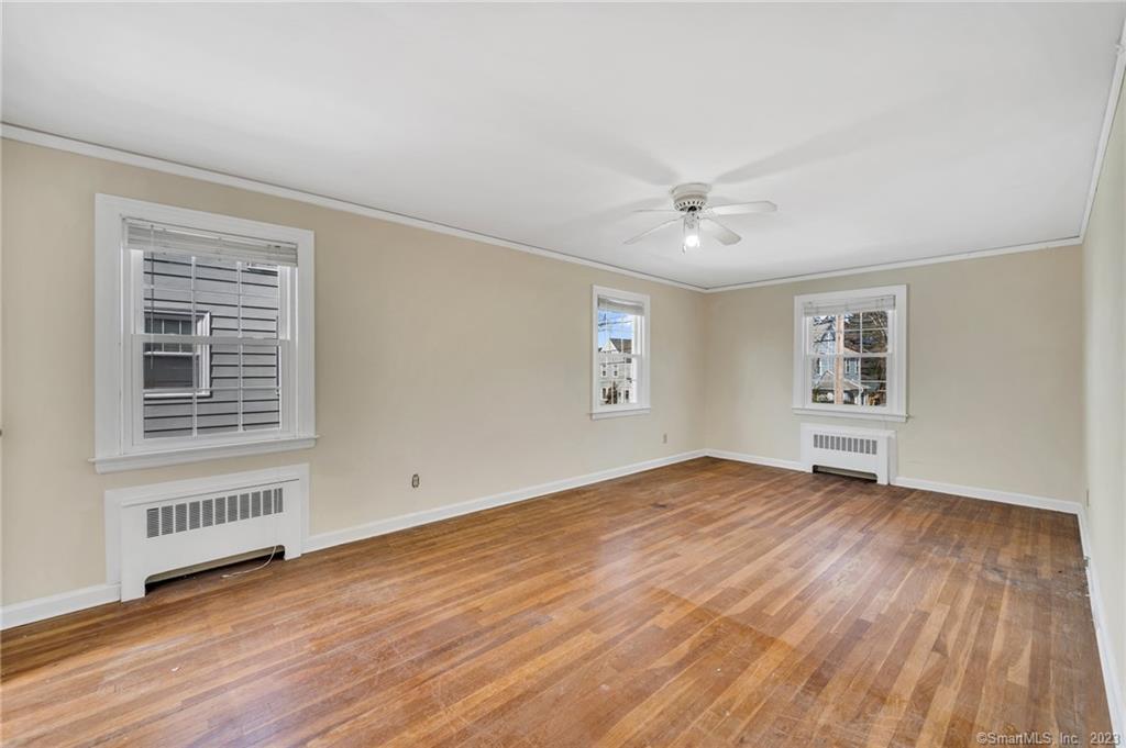 Photo 19 of 32 of 41 Spring Garden Street house