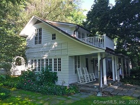 18a Hillandale Road Westport CT 06880