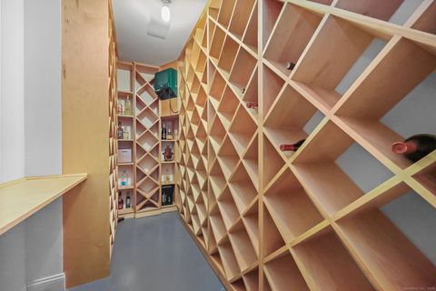 Tiny photo for 76 Hilary Circle #76, Fairfield, CT 06825 (MLS # 24142426)