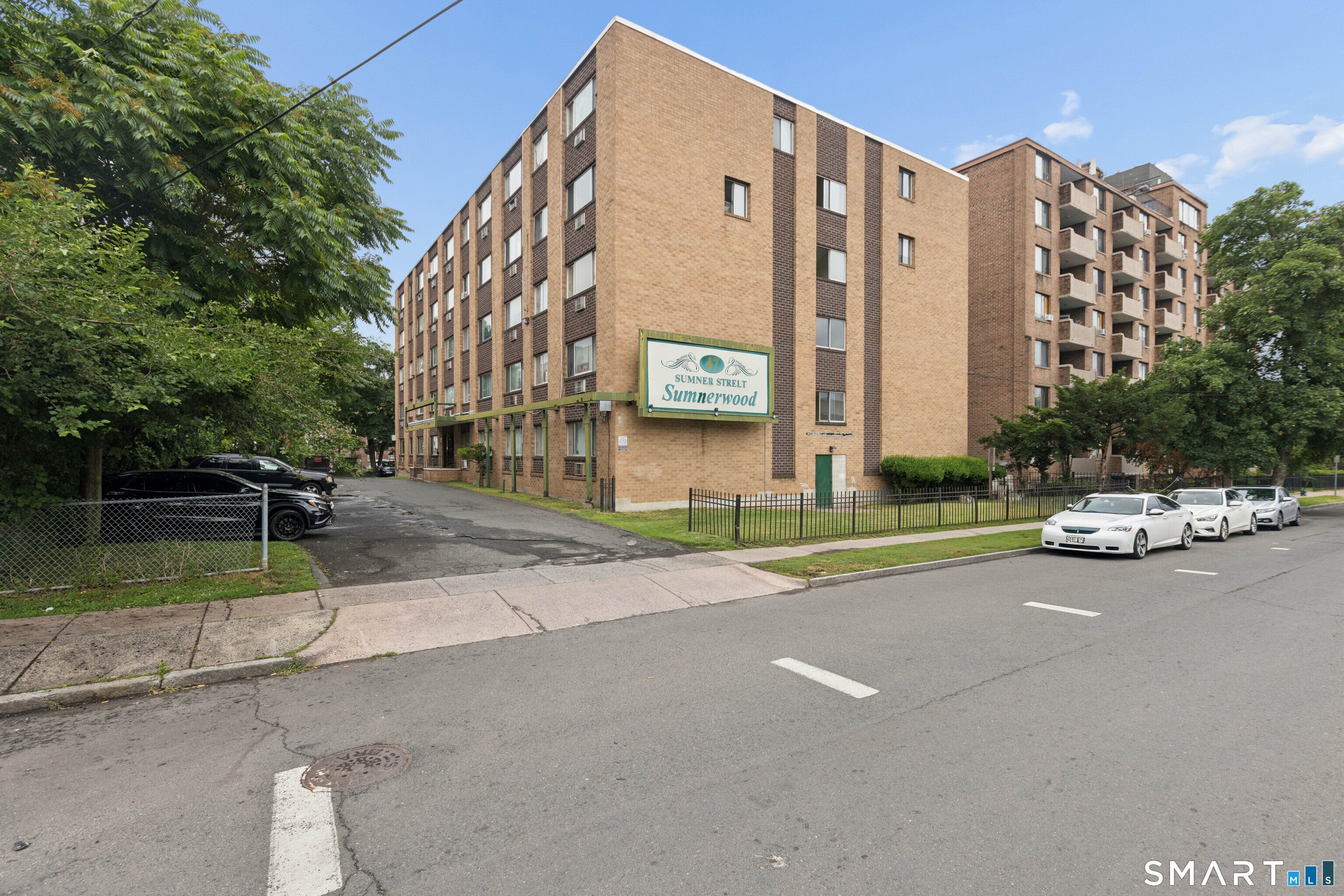 47 Sumner Street 304