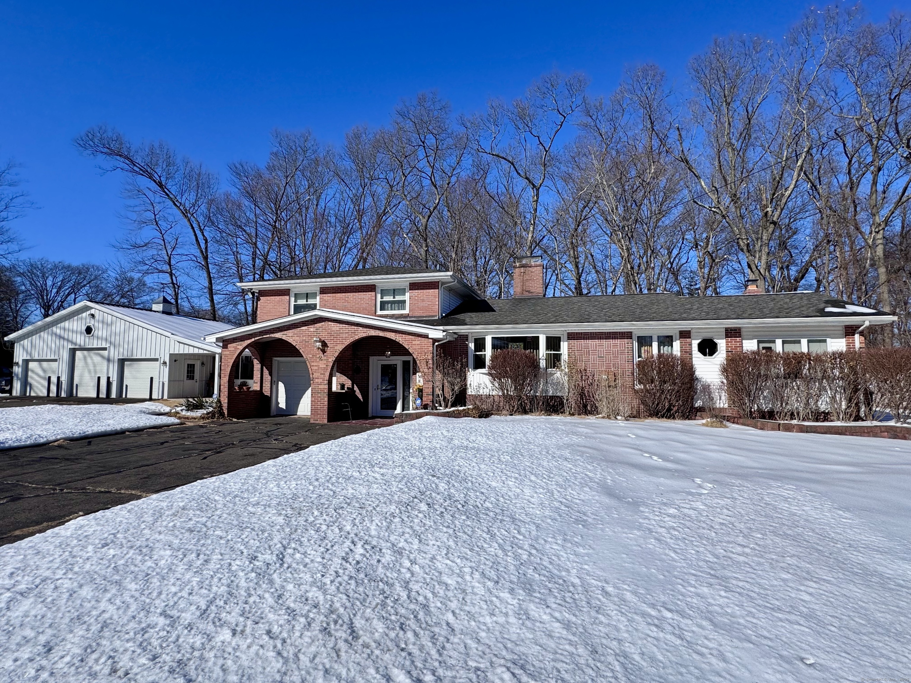 2 Columbo Terrace, Windsor Locks, Connecticut image 1