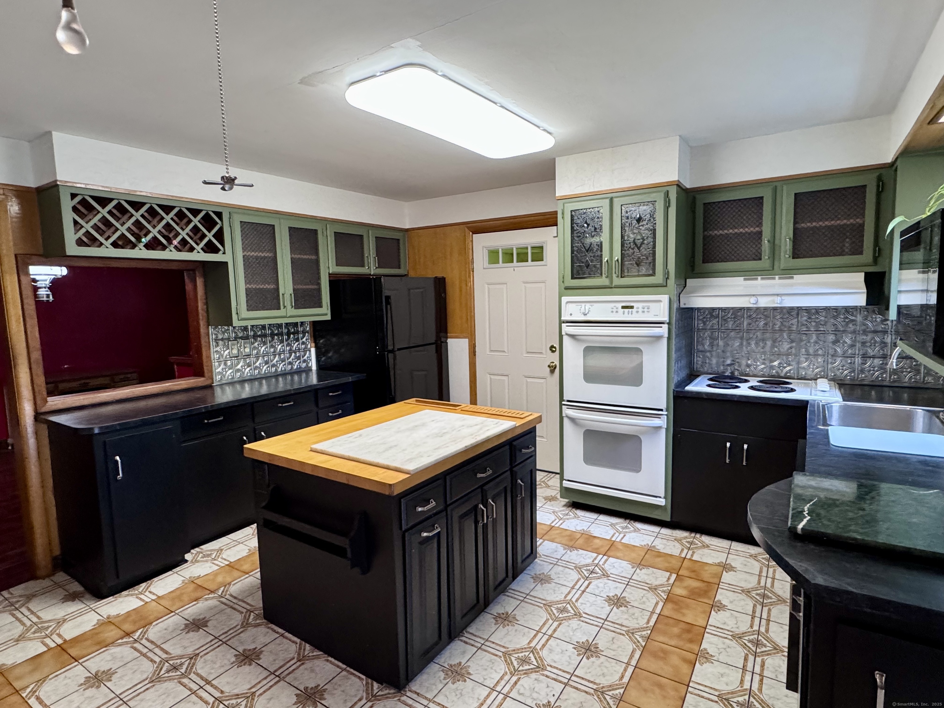 2 Columbo Terrace, Windsor Locks, Connecticut image 10