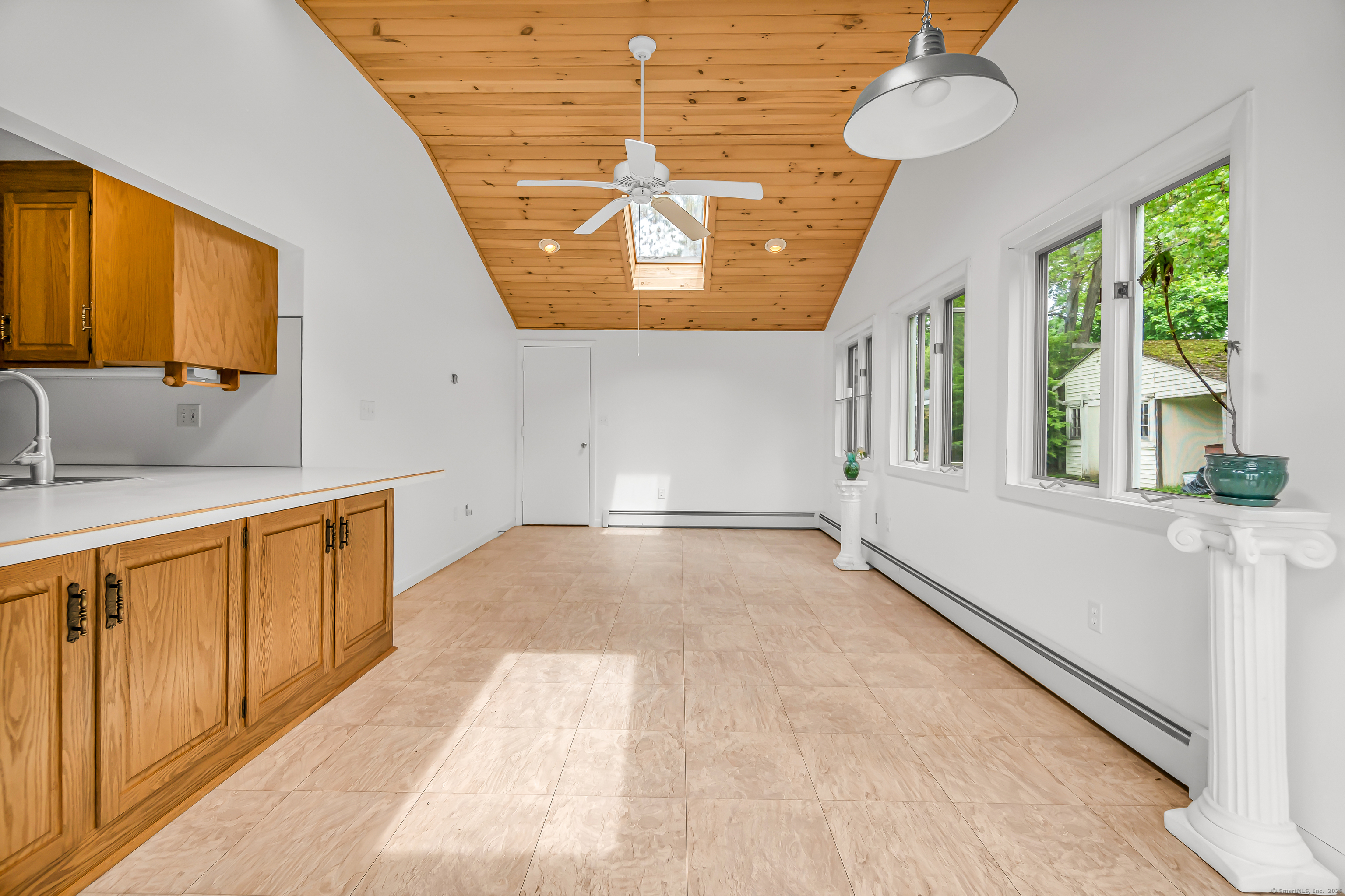 211 Fairlawn Drive, Torrington, Connecticut image 15