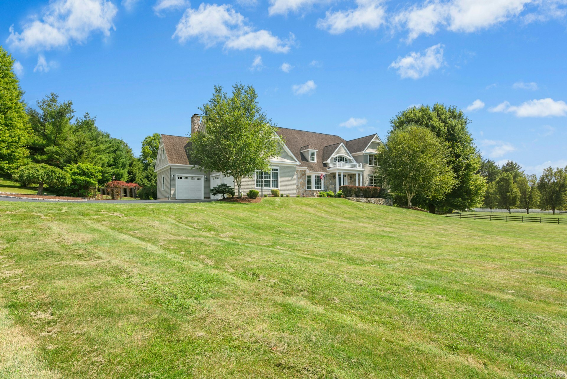2 Wentworth Drive